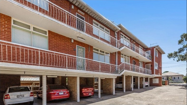 1/35 Hampton Parade, West Footscray